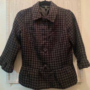 Houndstooth 3/4 sleeve peplum jacket